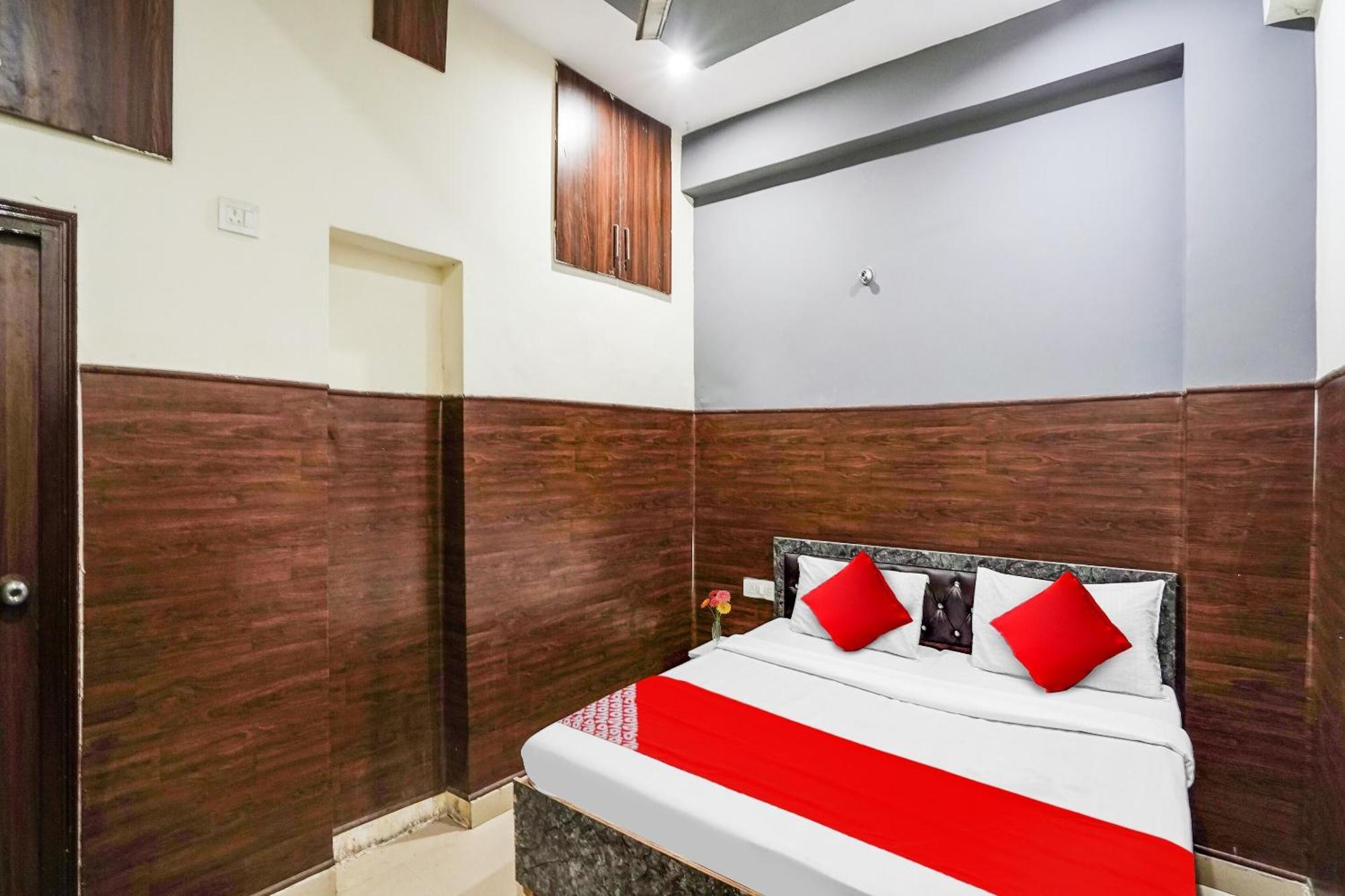 Hotel O Dream Palace Inn Noida Exterior foto