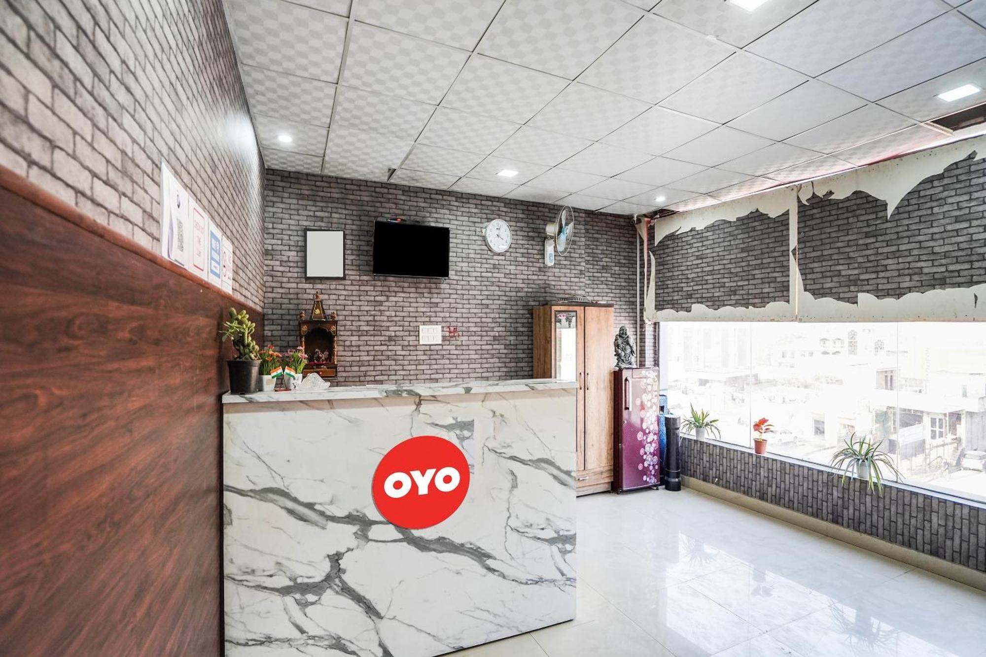 Hotel O Dream Palace Inn Noida Exterior foto